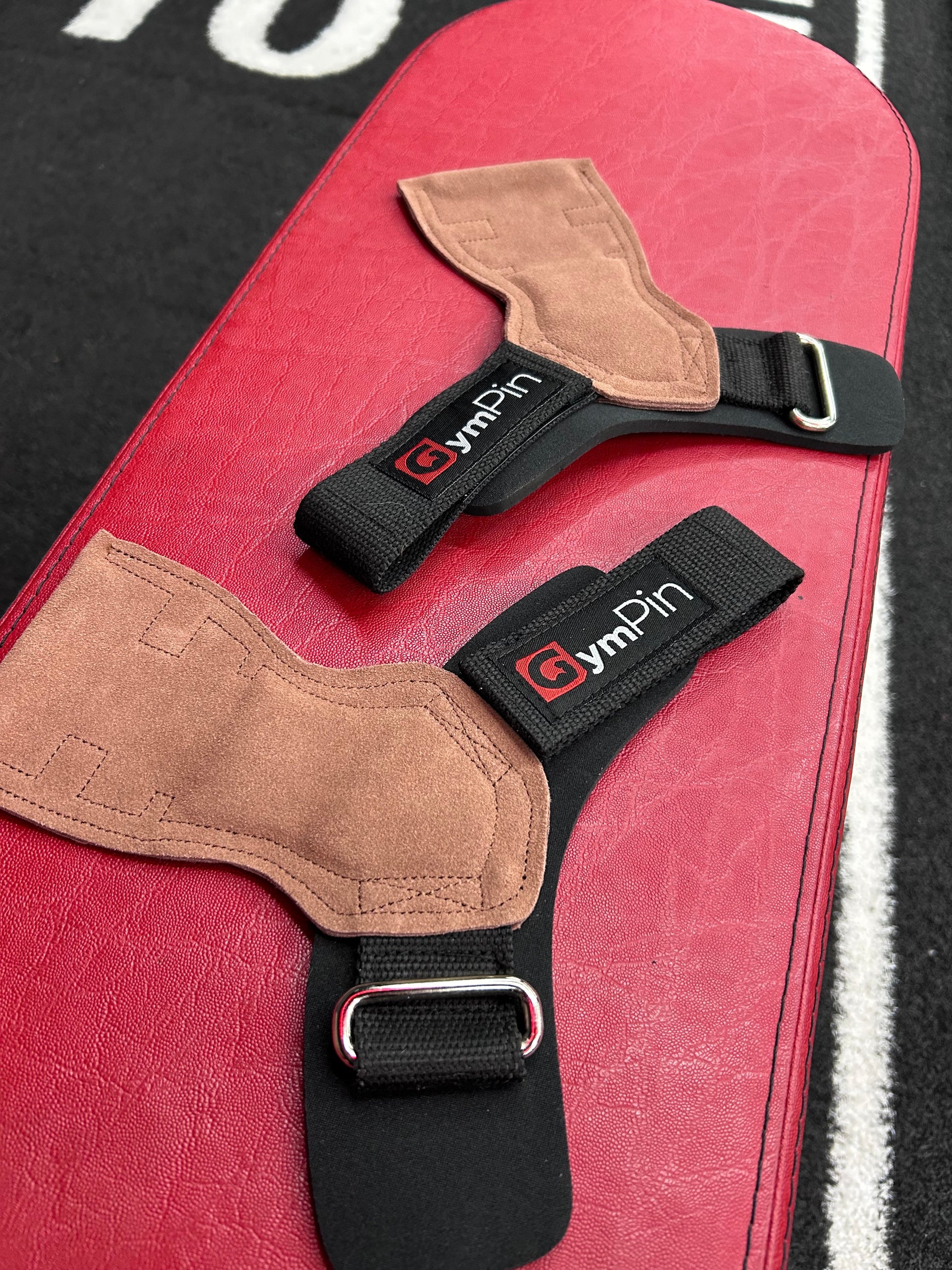 GymPin Leather Wrist Grips roesports