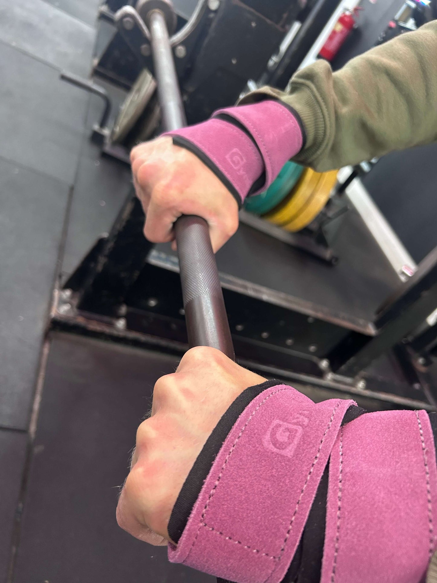 GymPin Leather Figure 8 Straps roesports