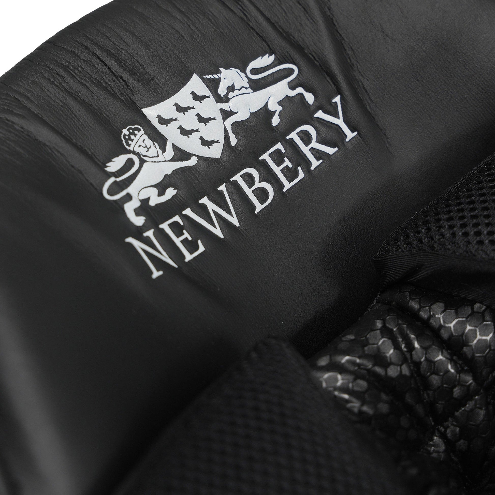 Player Cricket Batting Pads - Black Color for Ultimate Protection and Comfort - roesports
