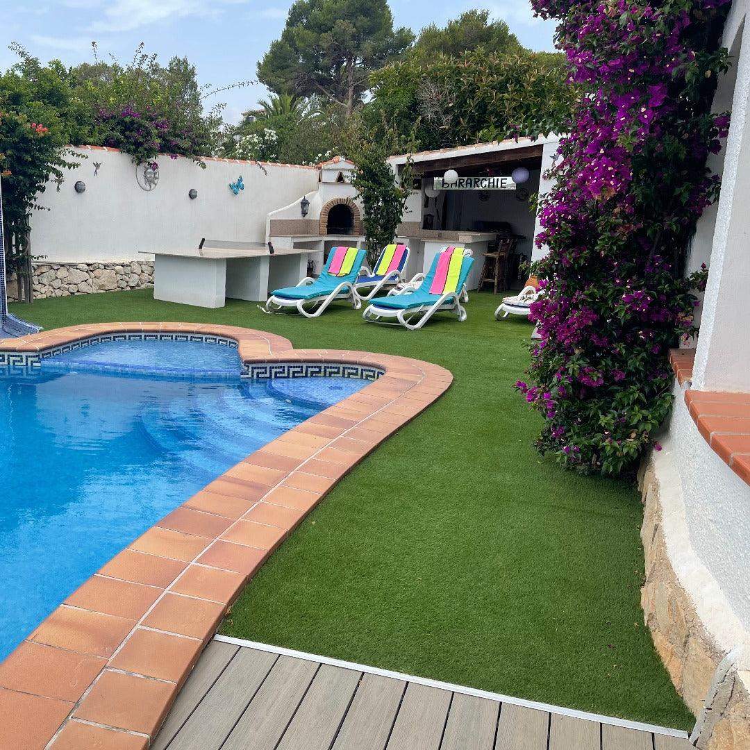 Swimming Pool Synthetic Grass for Safe and Stylish Surrounds - roesports