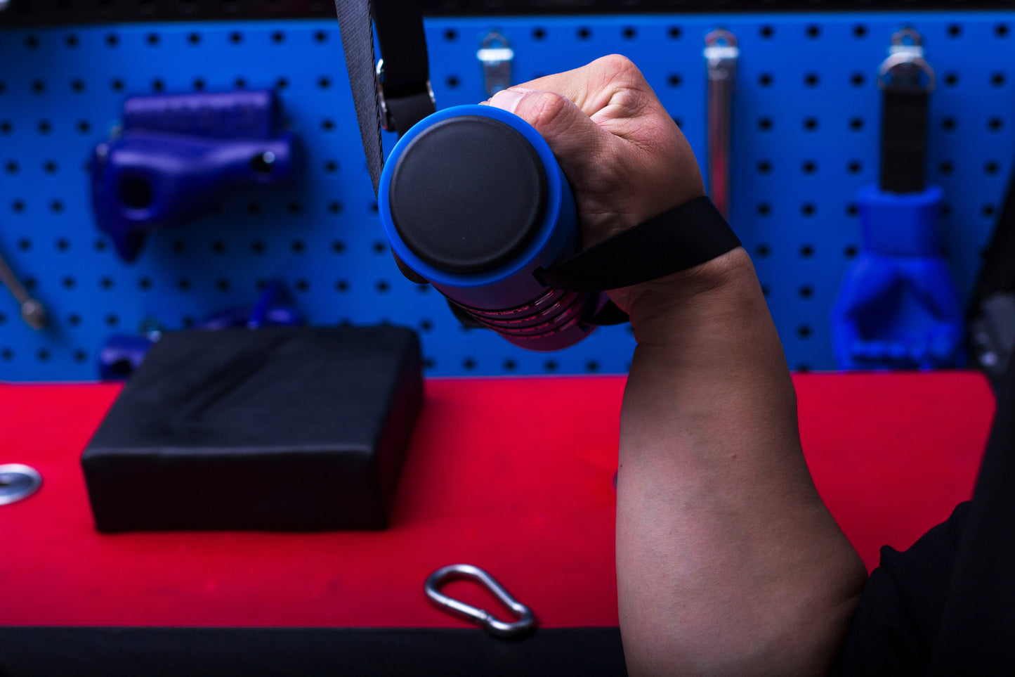 Centre Force Wrist Cupping Grip Tool Arm Wrestling - Roesports