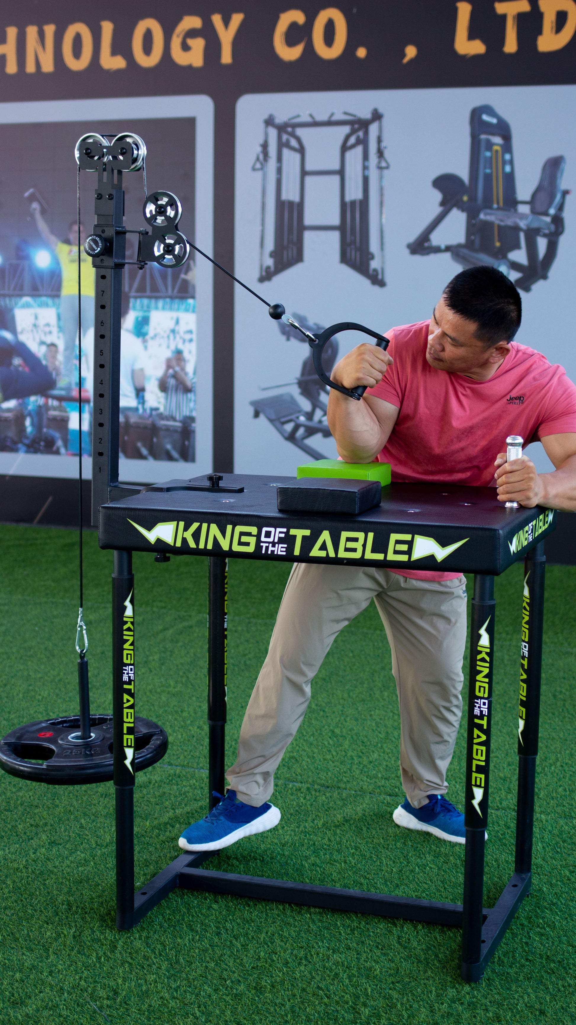 Fully Adjustable Upright Arm Wrestling Table Pulley - Roesports