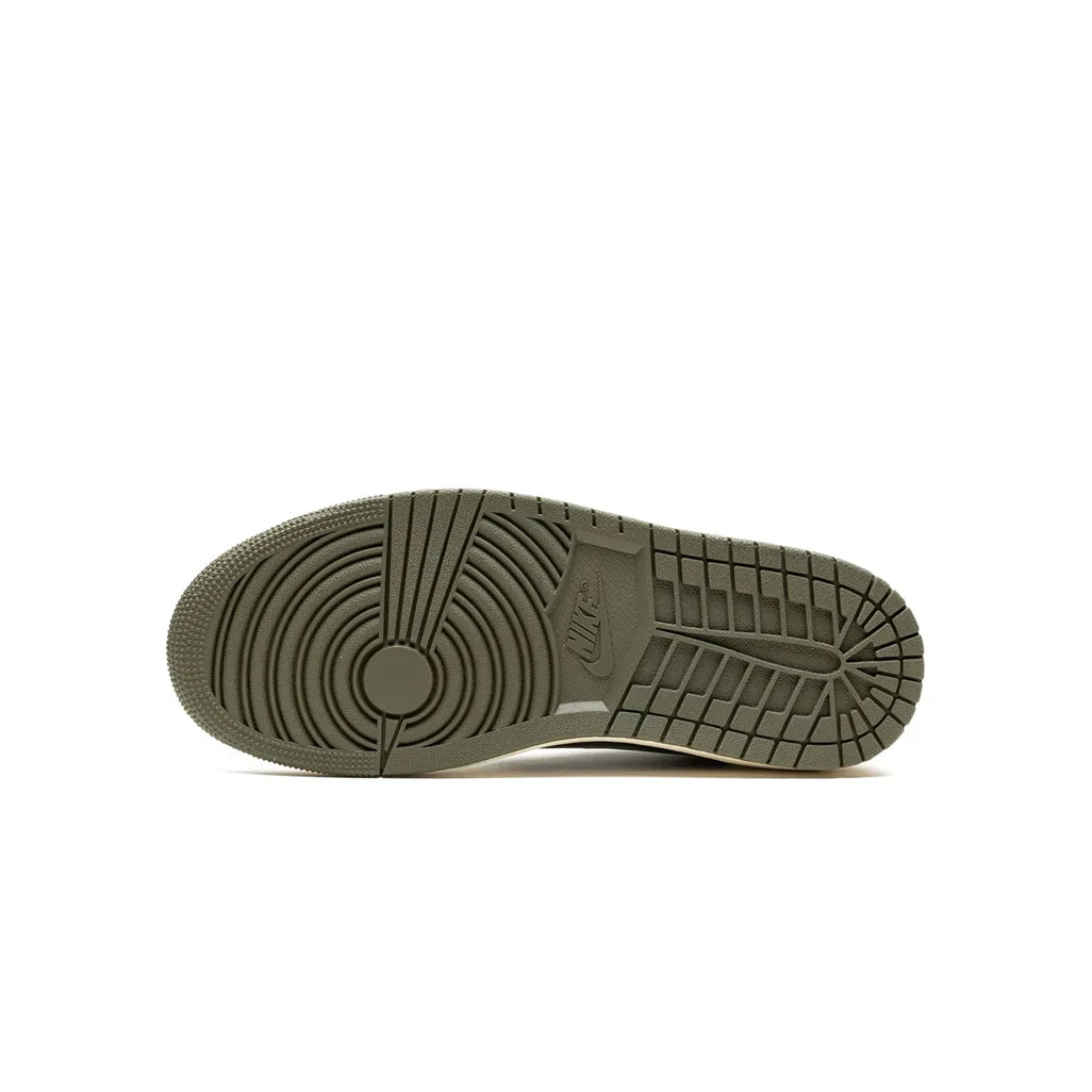 Jordan 1 Retro Low OG SP Travis Scott Olive W roesports
