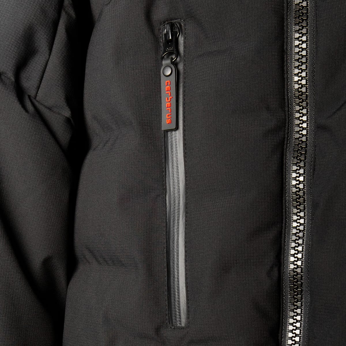 Strongman Changing Robe for Ultimate Comfort and Performance - roesports
