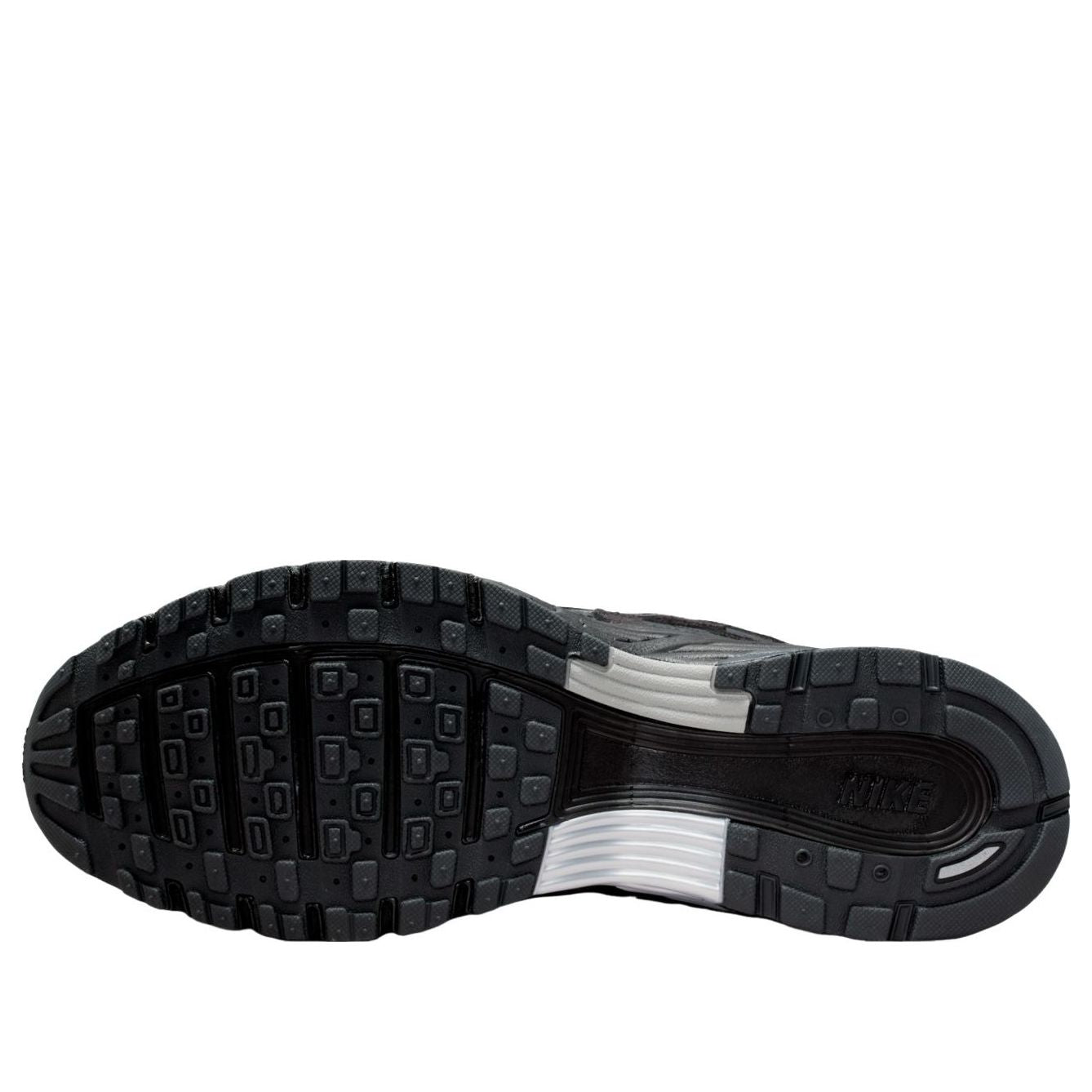 Nike P-6000 Suede Anthracite Black Chrome Metallic Silver roesports